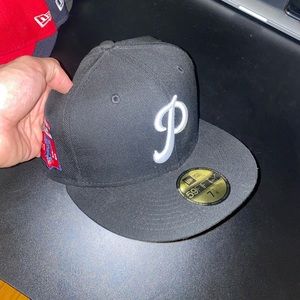 Brand new Phillies Philadelphia 7 1/8 fitted
